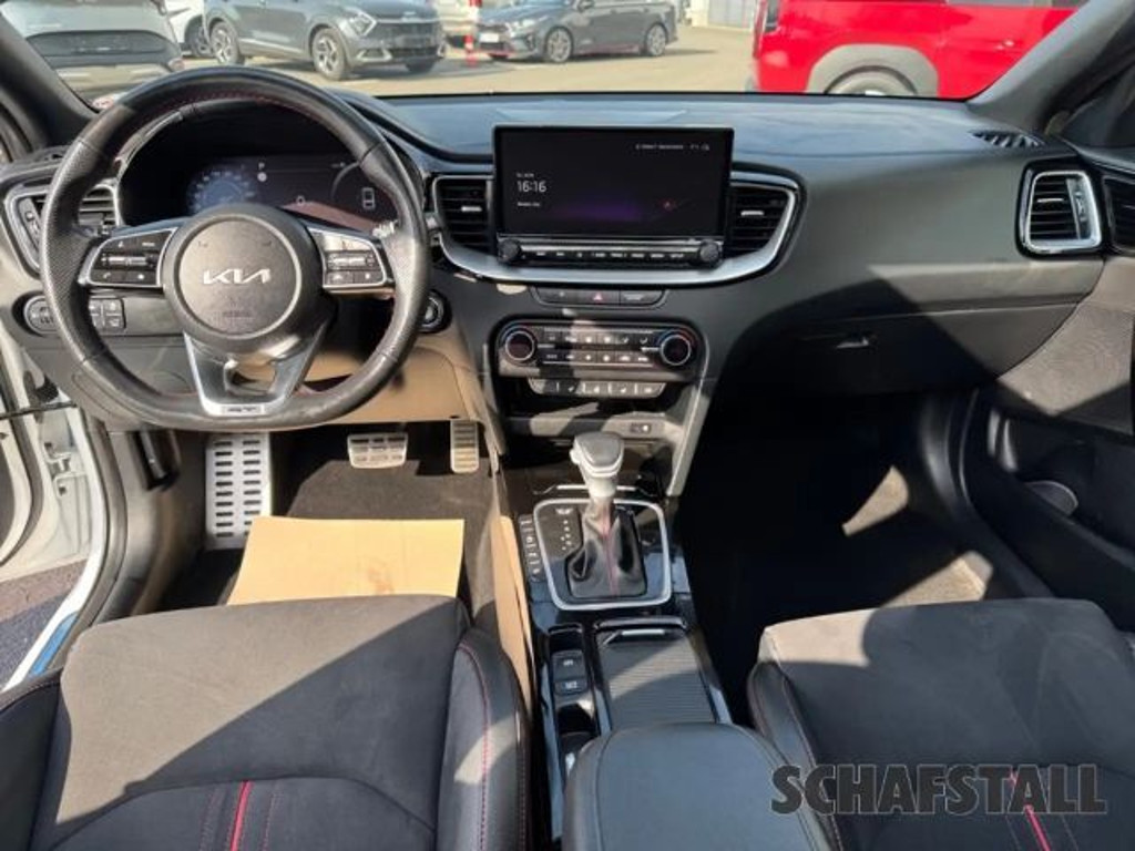 Kia ProCeed