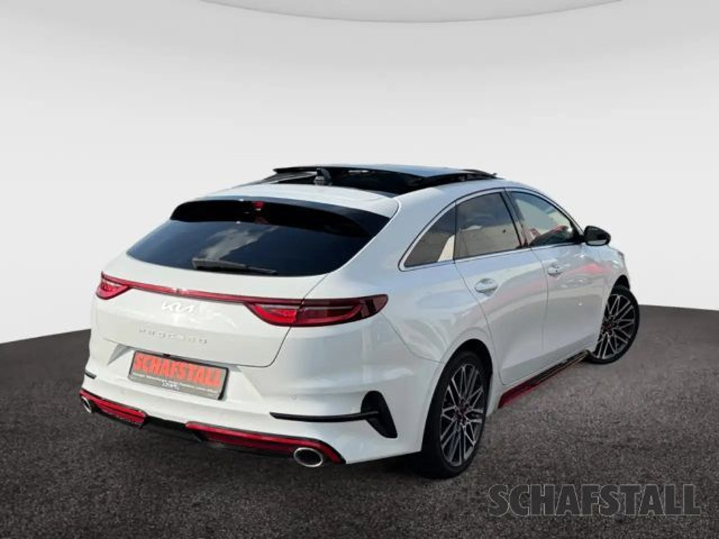 Kia ProCeed