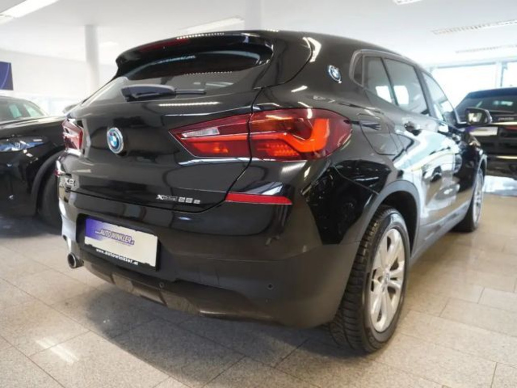 BMW X2 xDrive25e