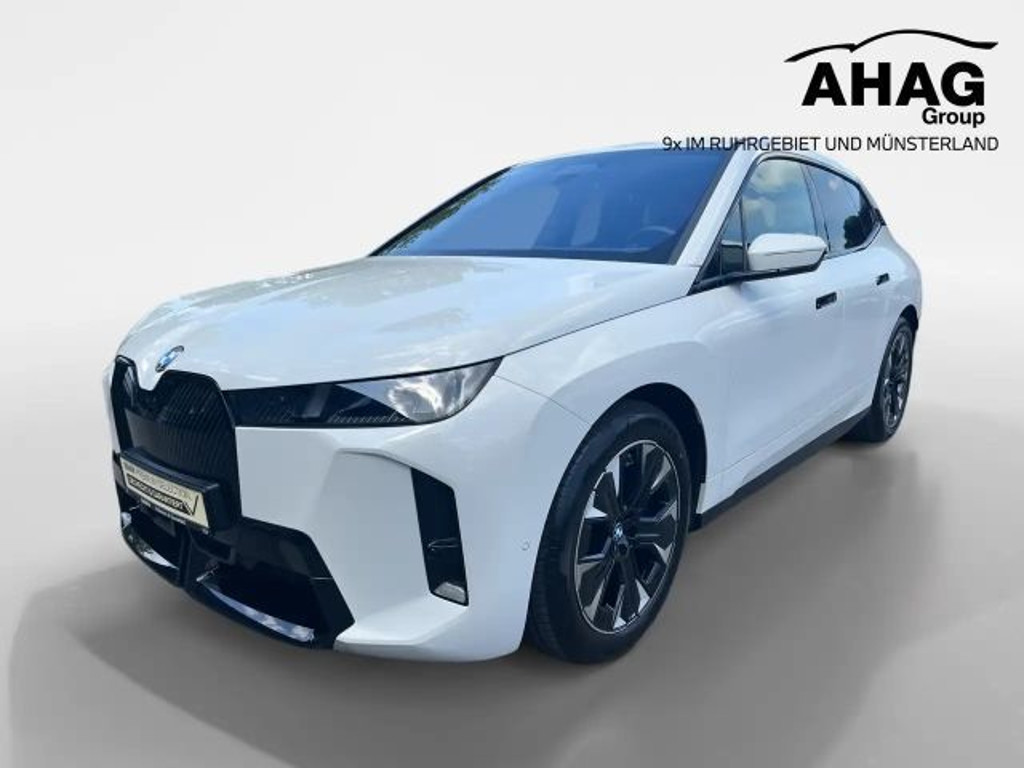 BMW iX xDrive45