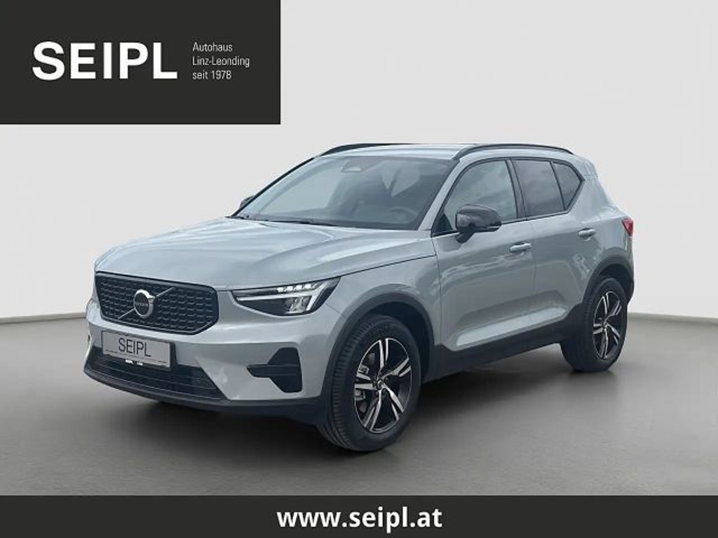 Volvo XC40 Plus Dark