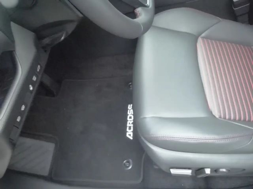 Suzuki Across