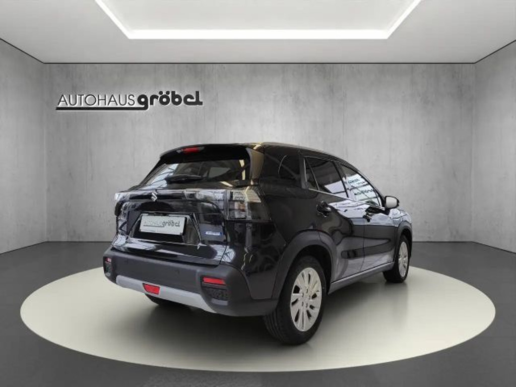 Suzuki S-Cross