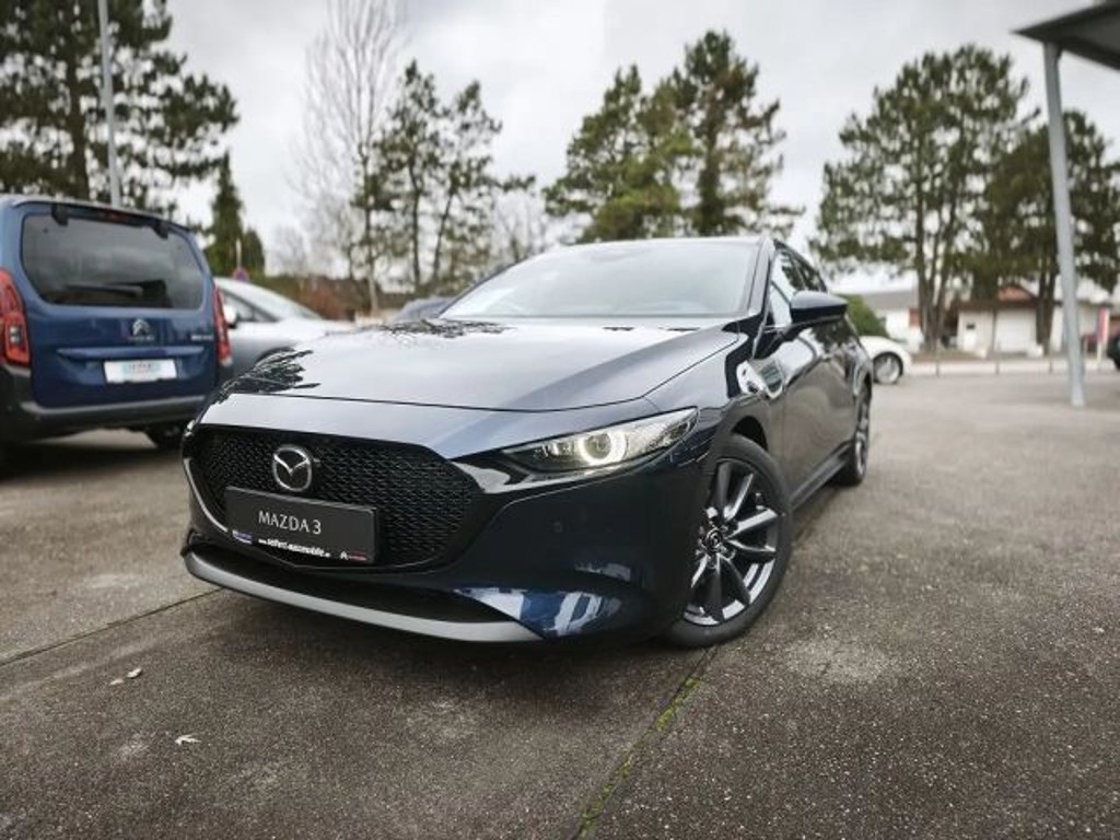 Mazda 3 SkyActiv Exclusive-line 2.5L e-Skyactiv