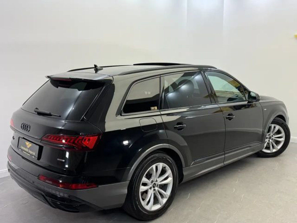 Audi Q7 Quattro S-Line Hybride 55 TFSI