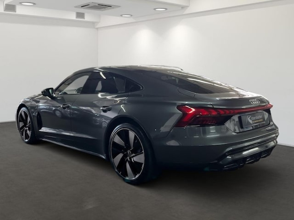 Audi e-tron GT