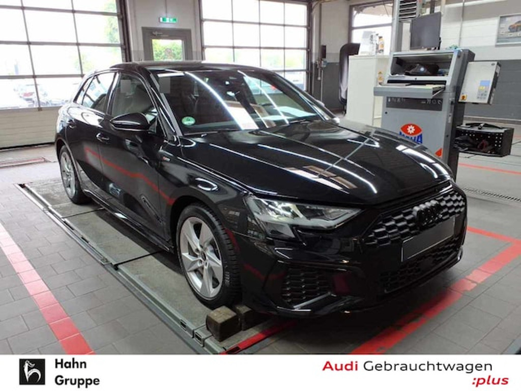 Audi A3 Sportback Quattro S-Line S-Tronic 40 TFSI