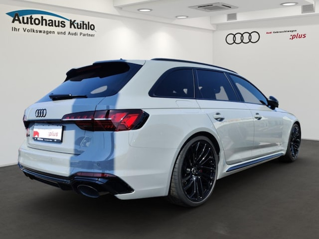 Audi RS4