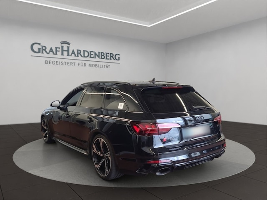 Audi RS4