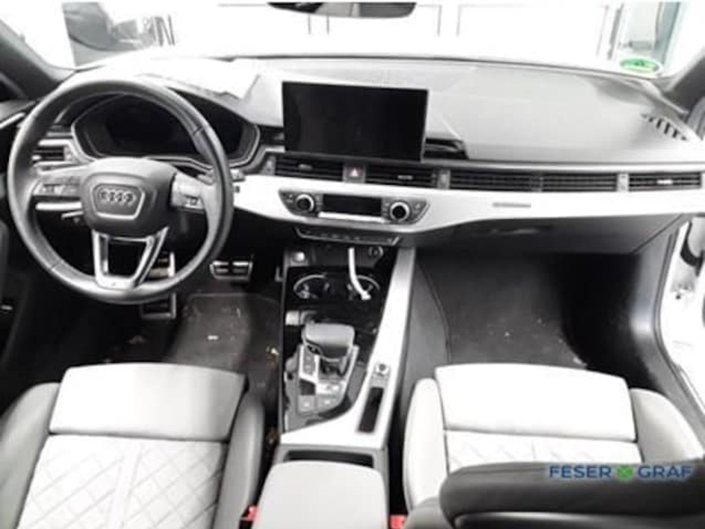 Audi S4 Avant Quattro