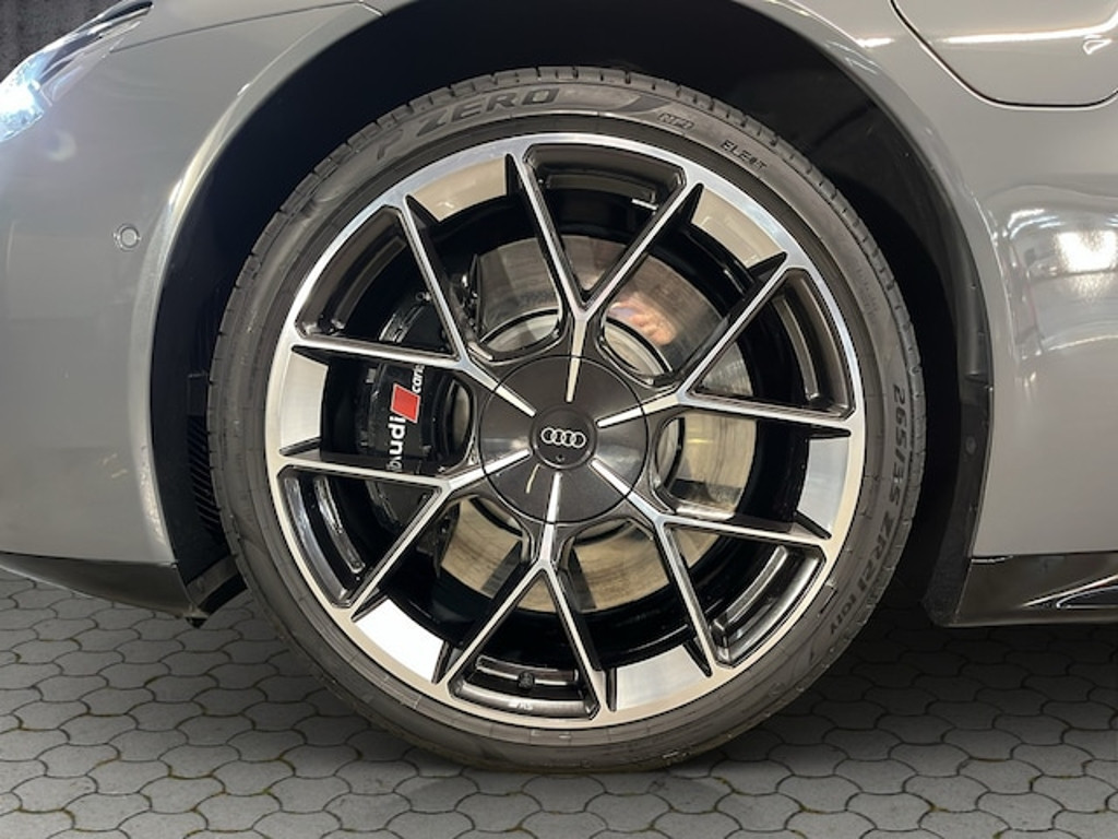 Audi RS e-tron GT