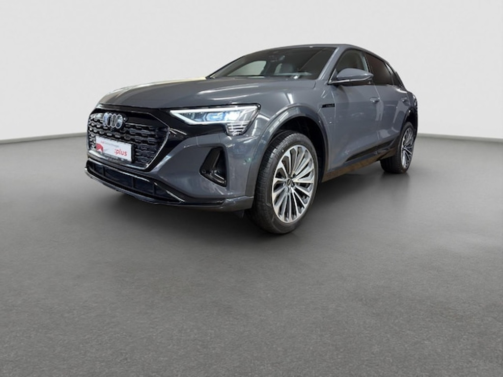 Audi Q8 e-tron Quattro 50