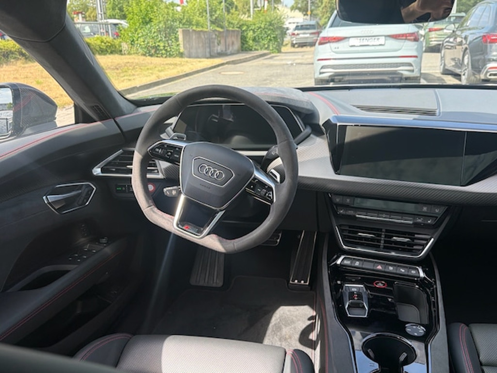 Audi RS e-tron GT