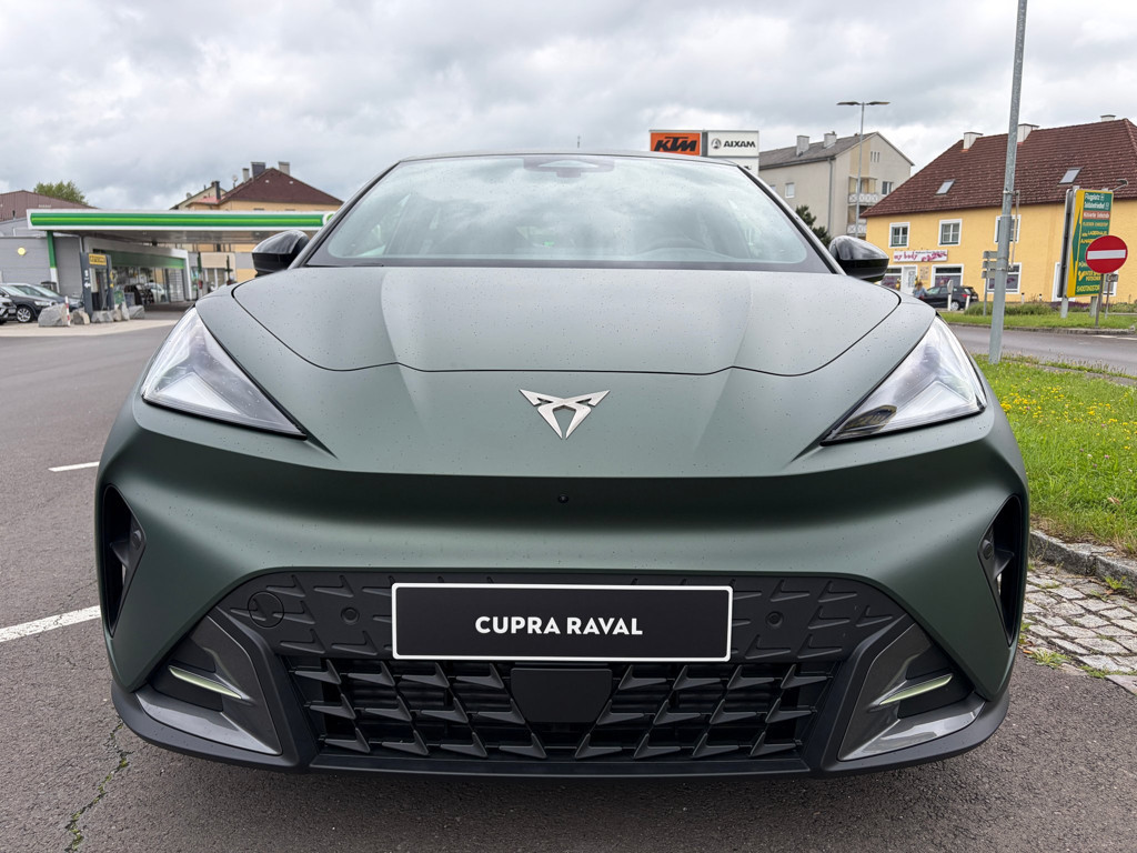 Cupra Raval