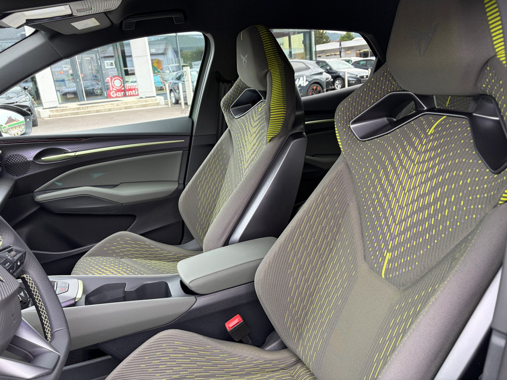 Cupra Raval
