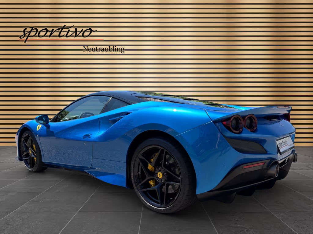 Ferrari F8