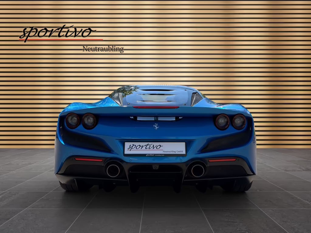 Ferrari F8