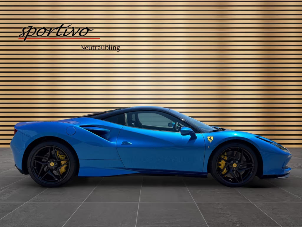 Ferrari F8