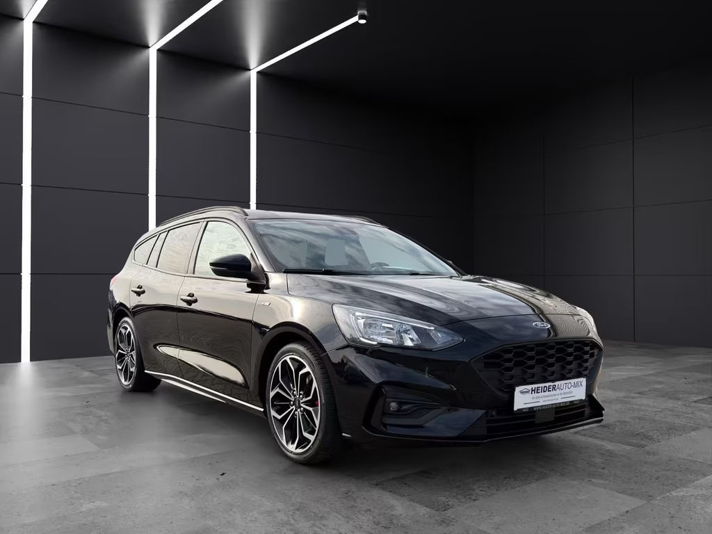 Ford Focus Wagon ST Line