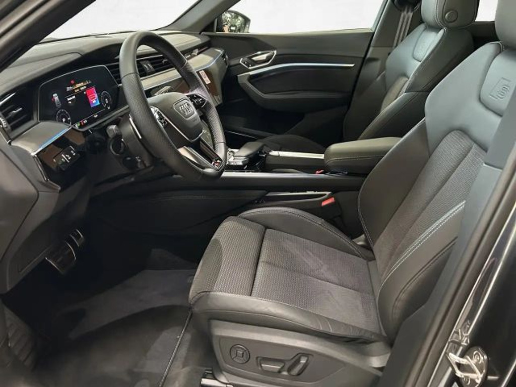 Audi Q8 e-tron