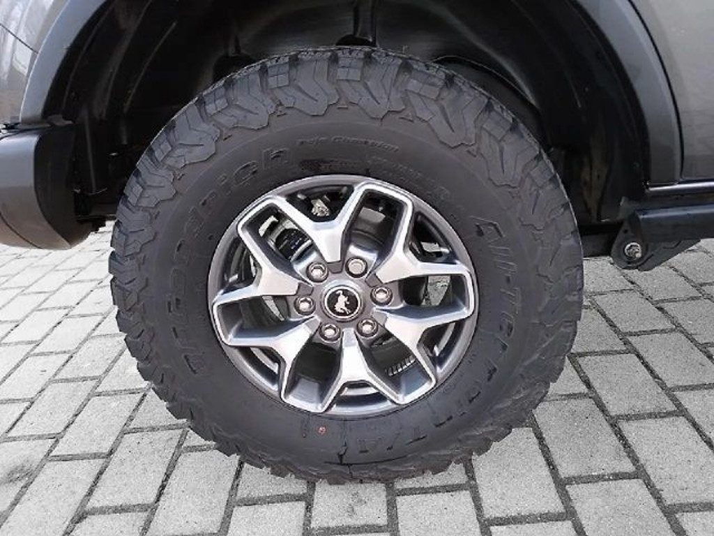 Ford Bronco