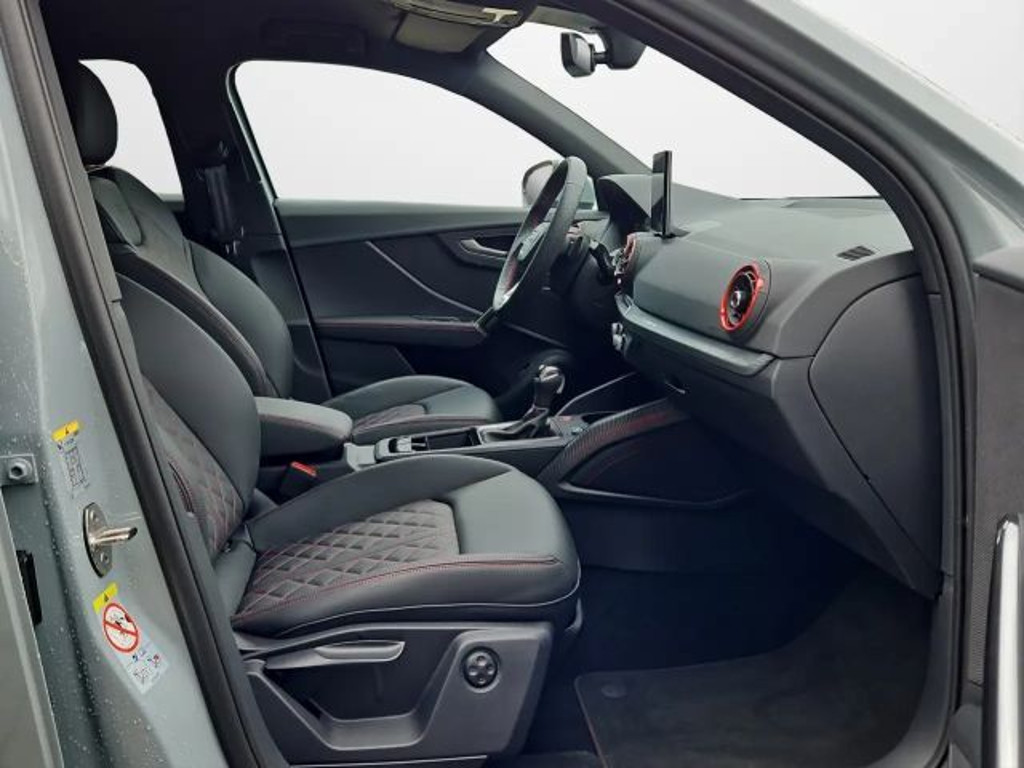 Audi SQ2