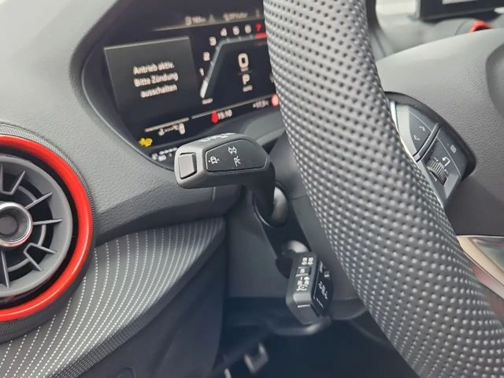 Audi SQ2