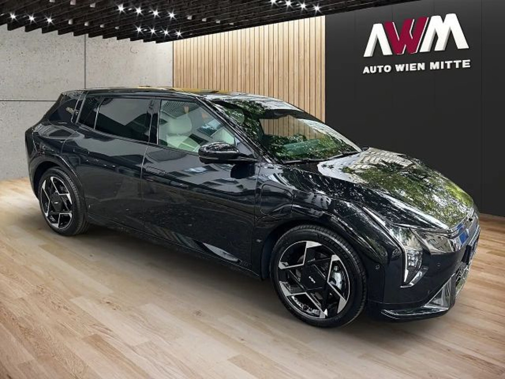 Kia EV4