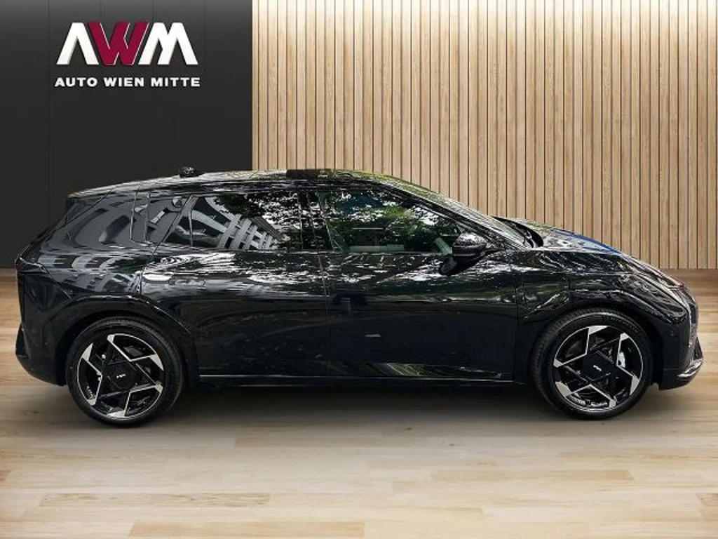 Kia EV4