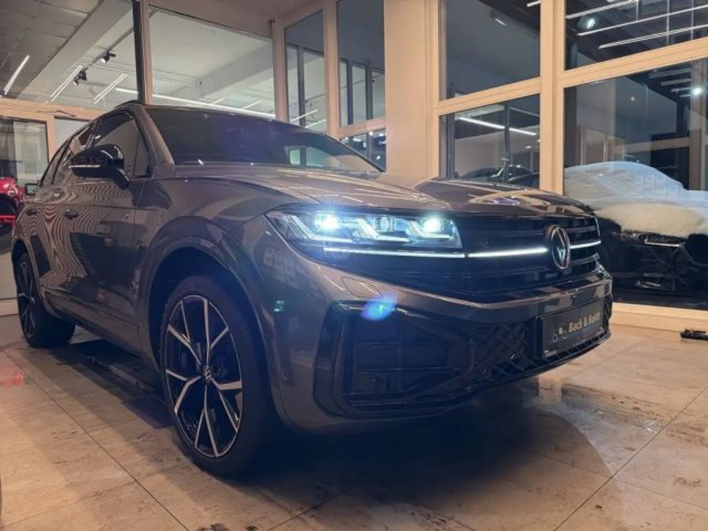 Volkswagen Touareg R-Line 3.0 V6 TDI