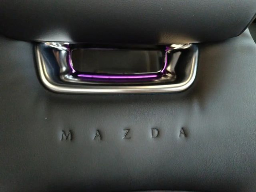 Mazda 6e