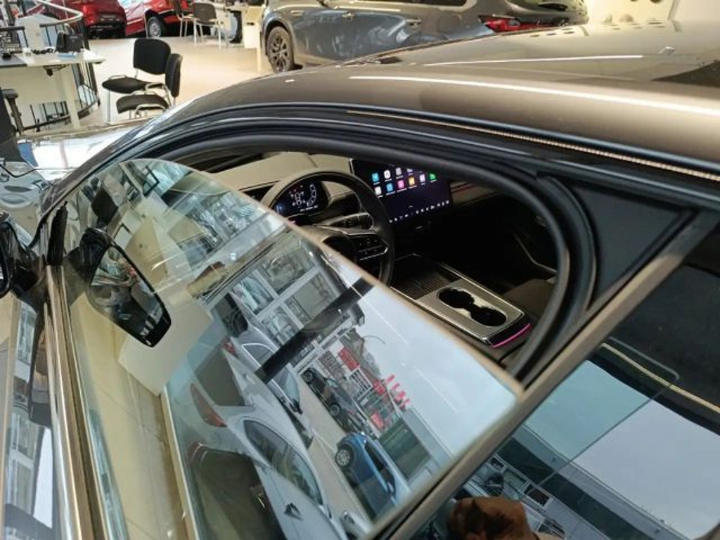 Mazda 6e