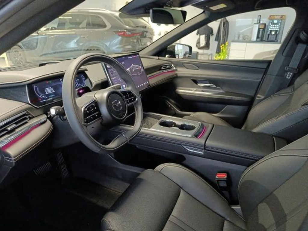 Mazda 6e