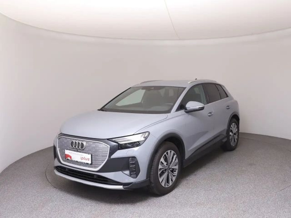 Audi Q4 e-tron Audi Q4 45 e-tron