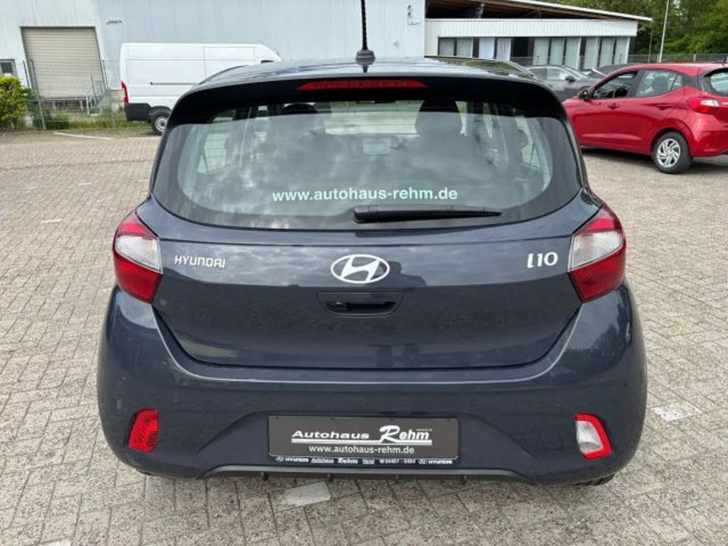 Hyundai i10