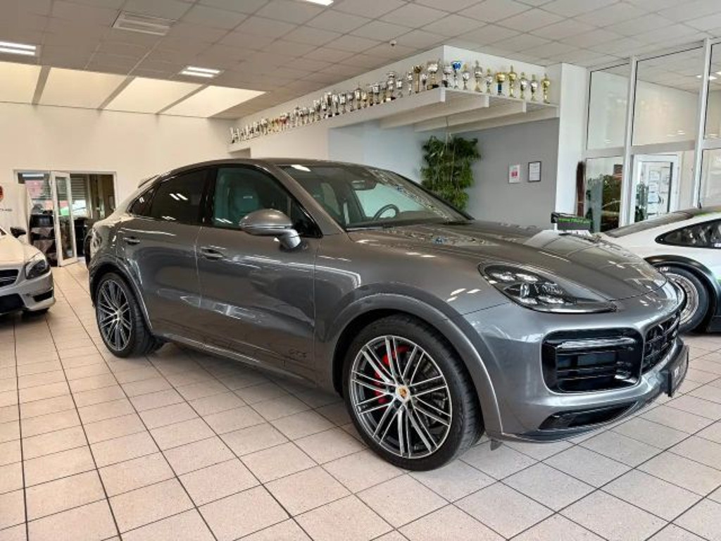 Porsche Cayenne GTS Coupé