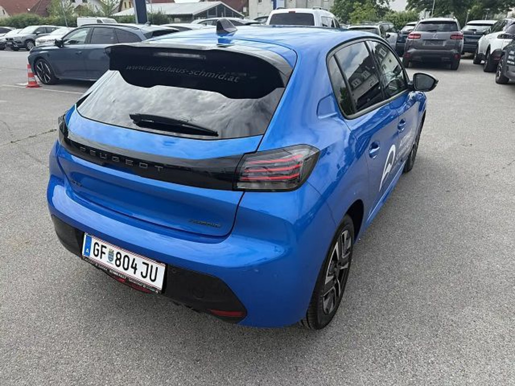 Peugeot e-208