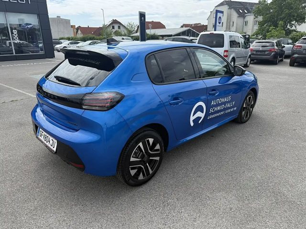Peugeot e-208