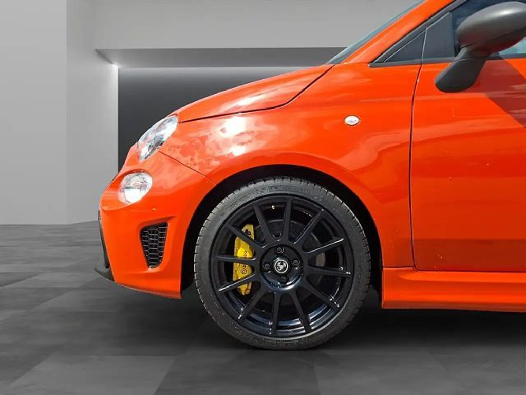 Abarth 695