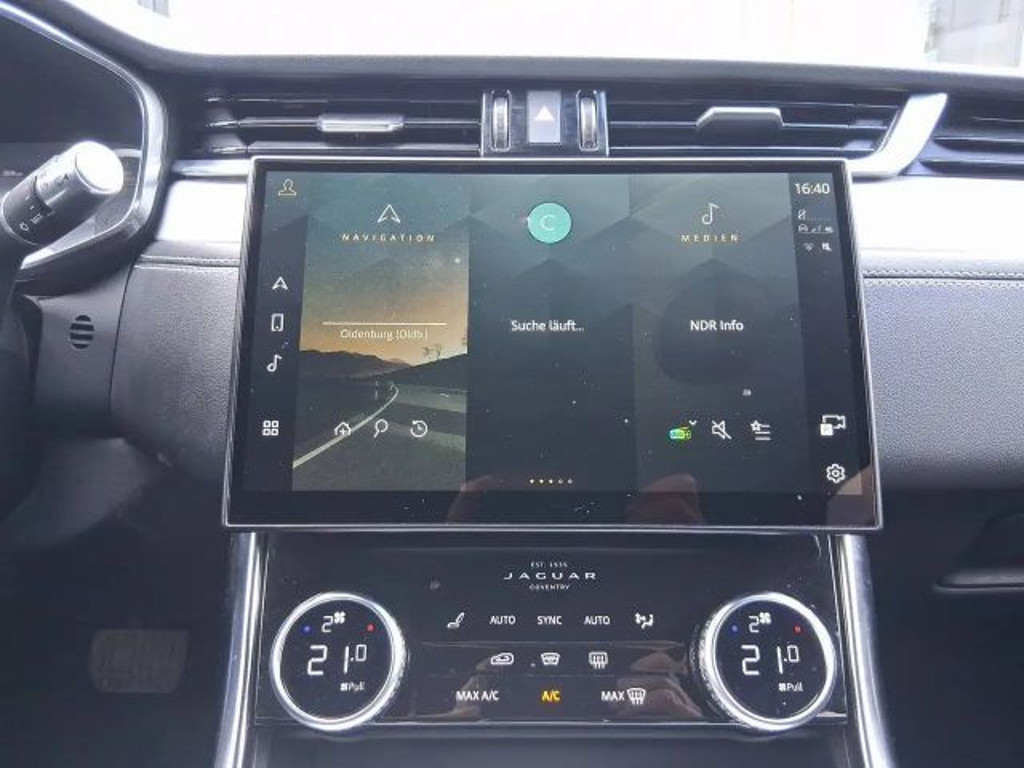 Jaguar XF