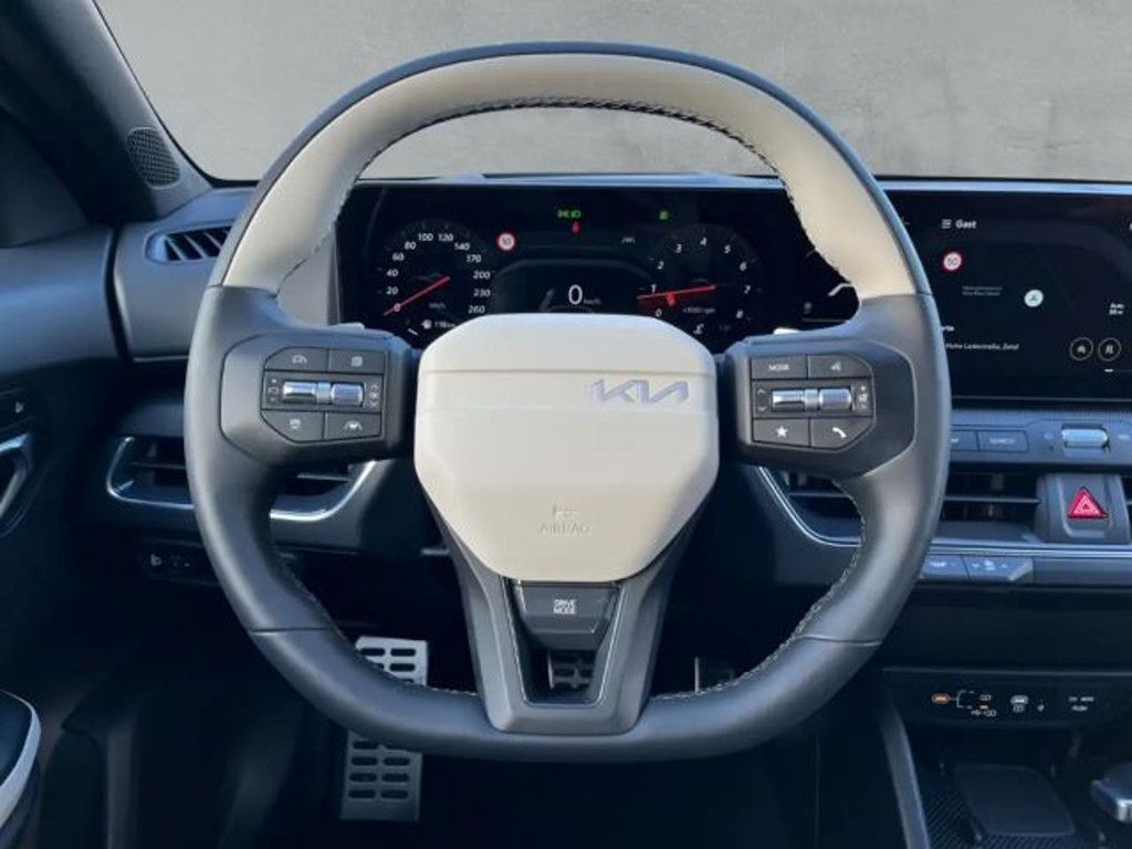 Kia K4