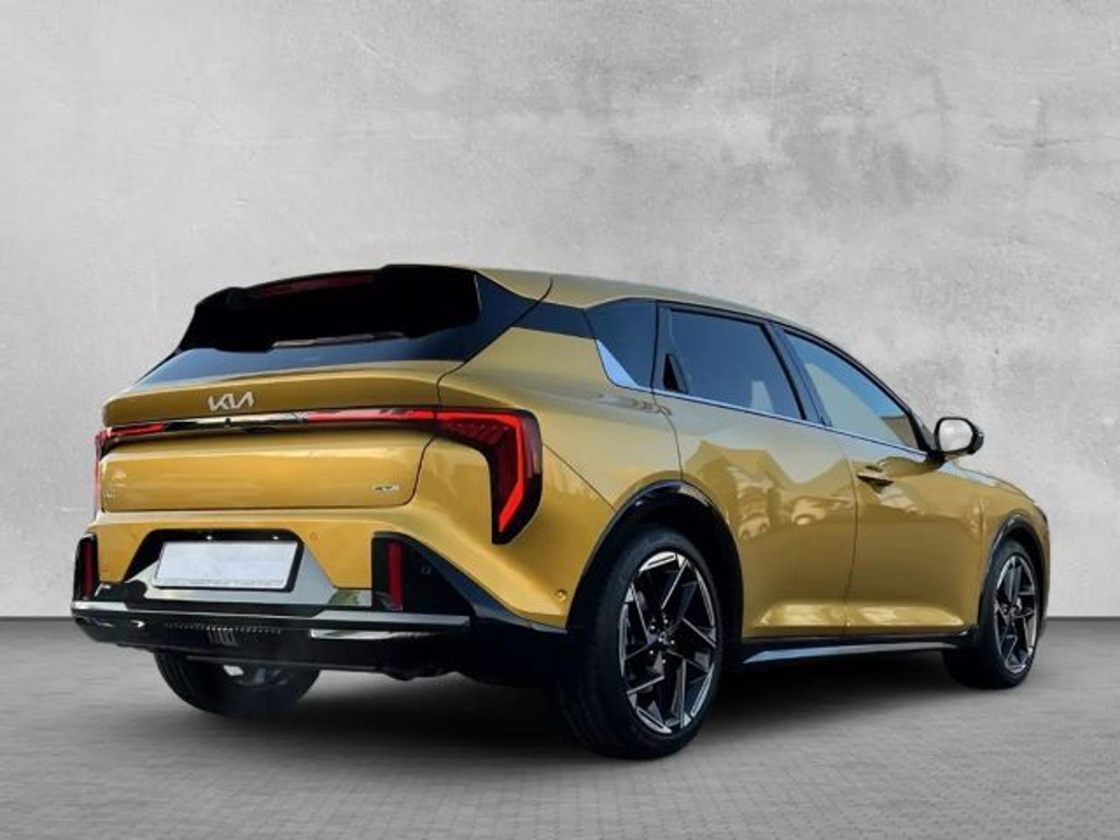 Kia K4