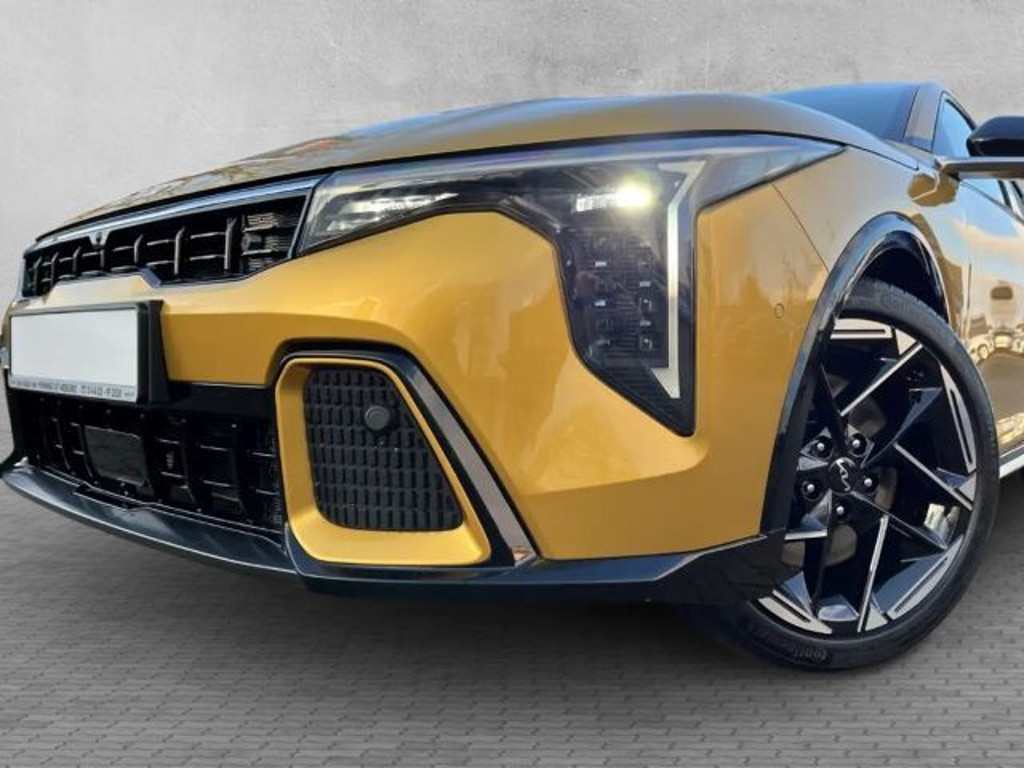 Kia K4
