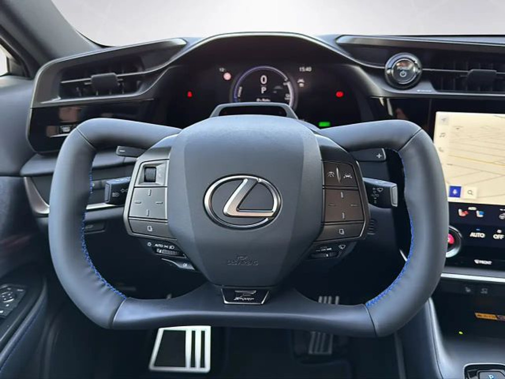 Lexus RZ