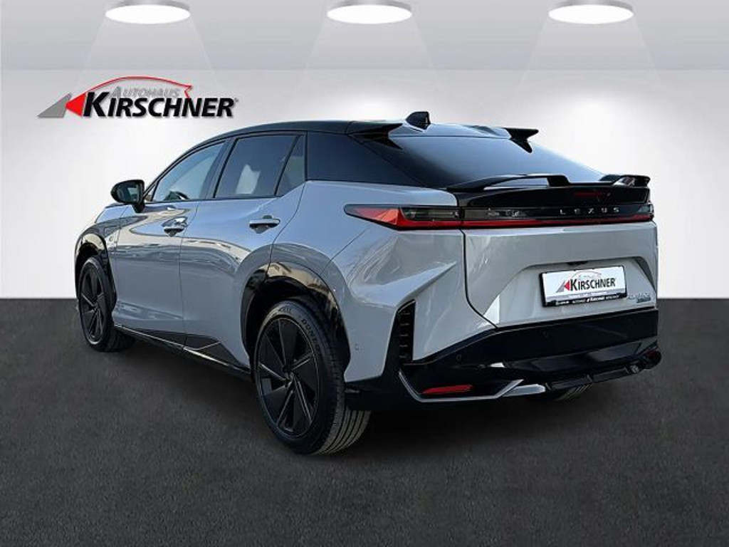 Lexus RZ