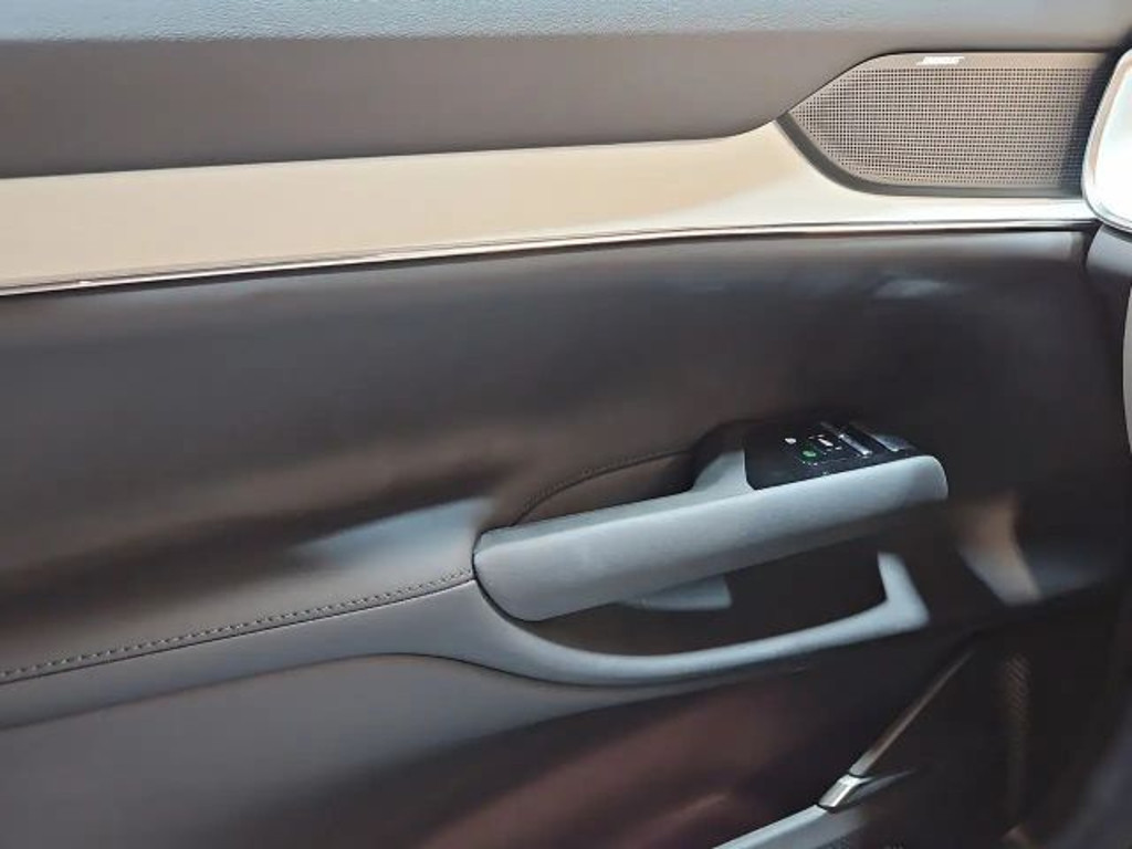 Volvo EX90