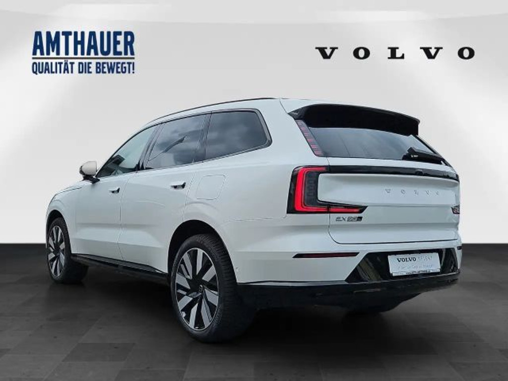 Volvo EX90