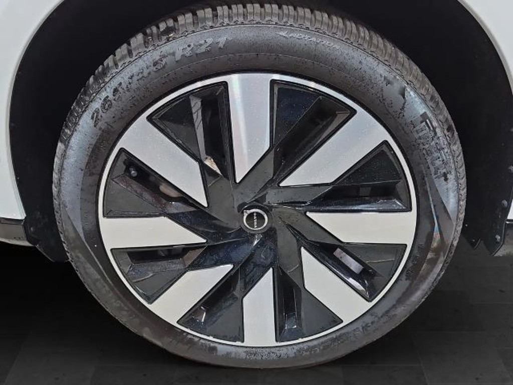 Volvo EX90