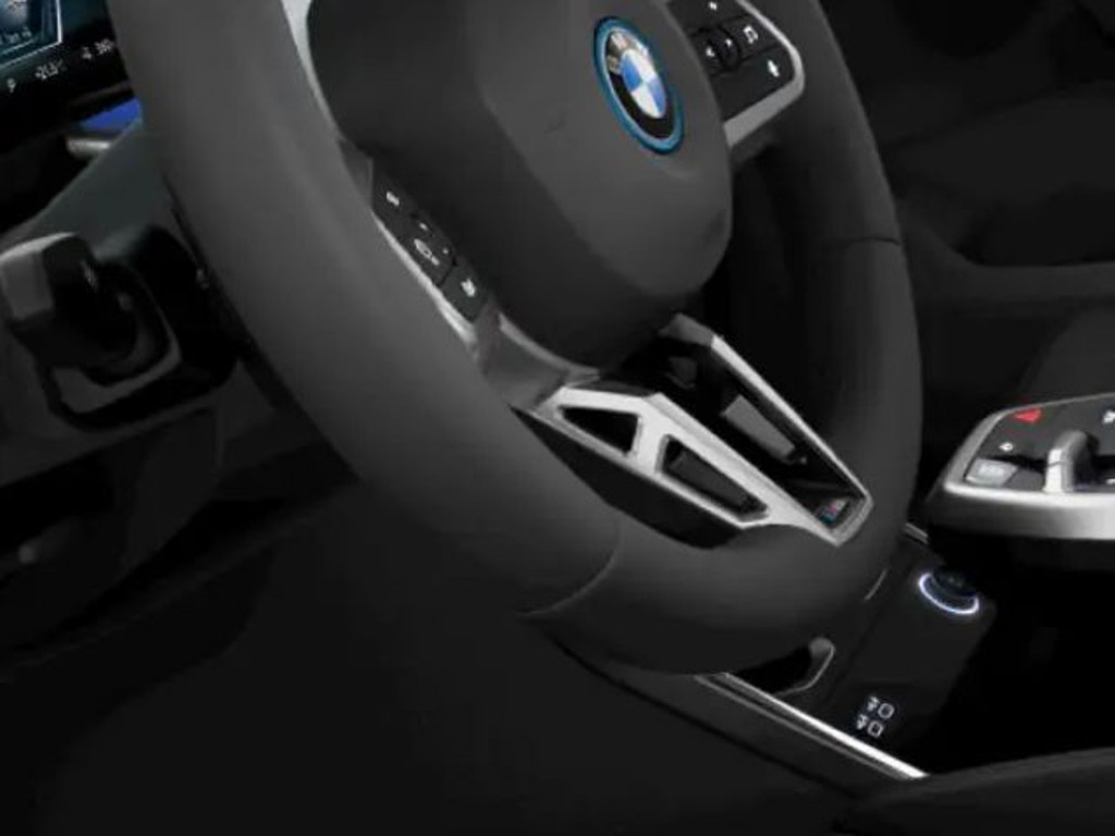 BMW iX2