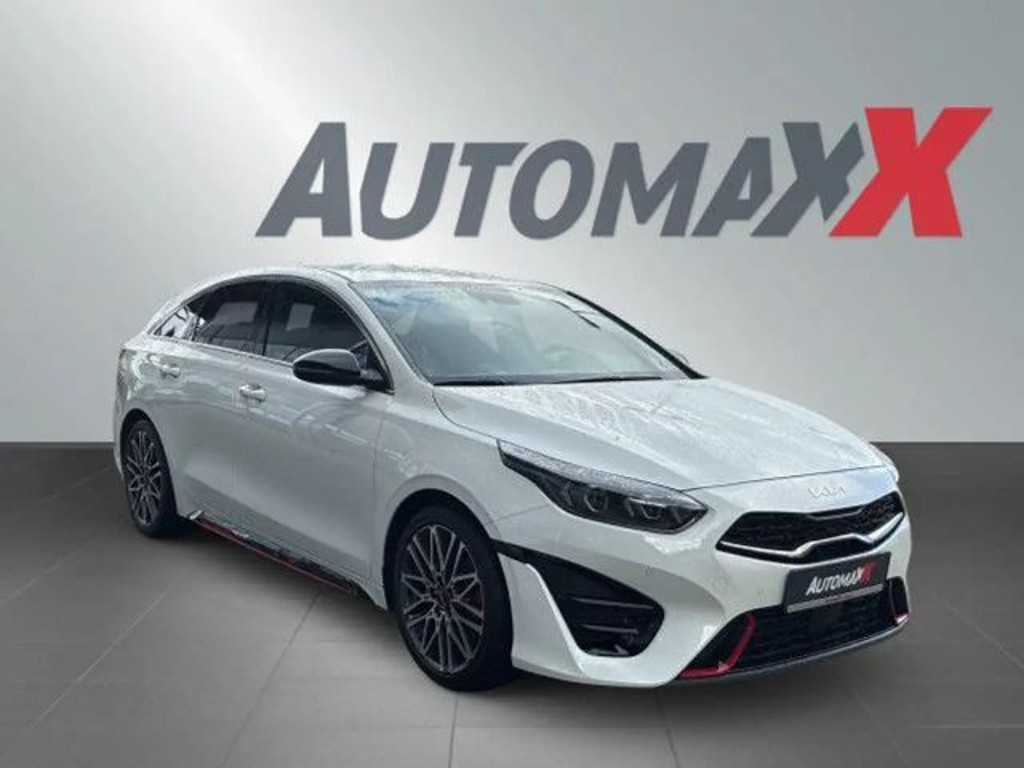 Kia ProCeed